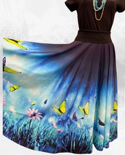 Dámská dlouhá kolová úpletová sukně,motýlci na modré